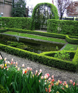 Сады Амстердама, сад Rijksmuseum