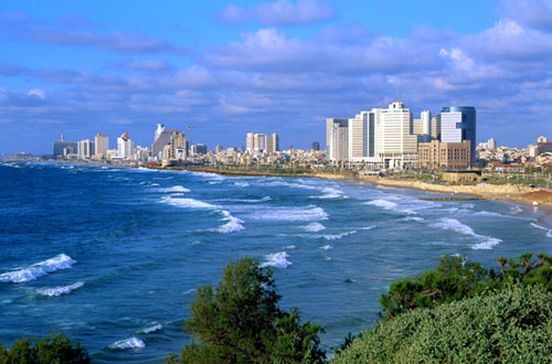 Туристы выбирают моря Израиля